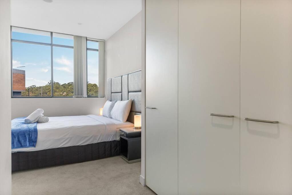 Two Bedroom Private Apartment In Lane Cove With Parking Sydney Exterior photo